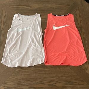 set of 2 nike tanks